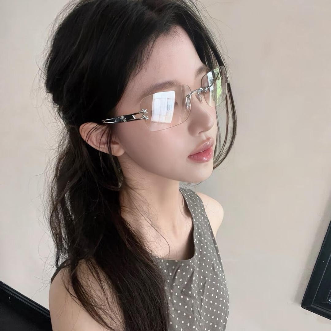 高雯