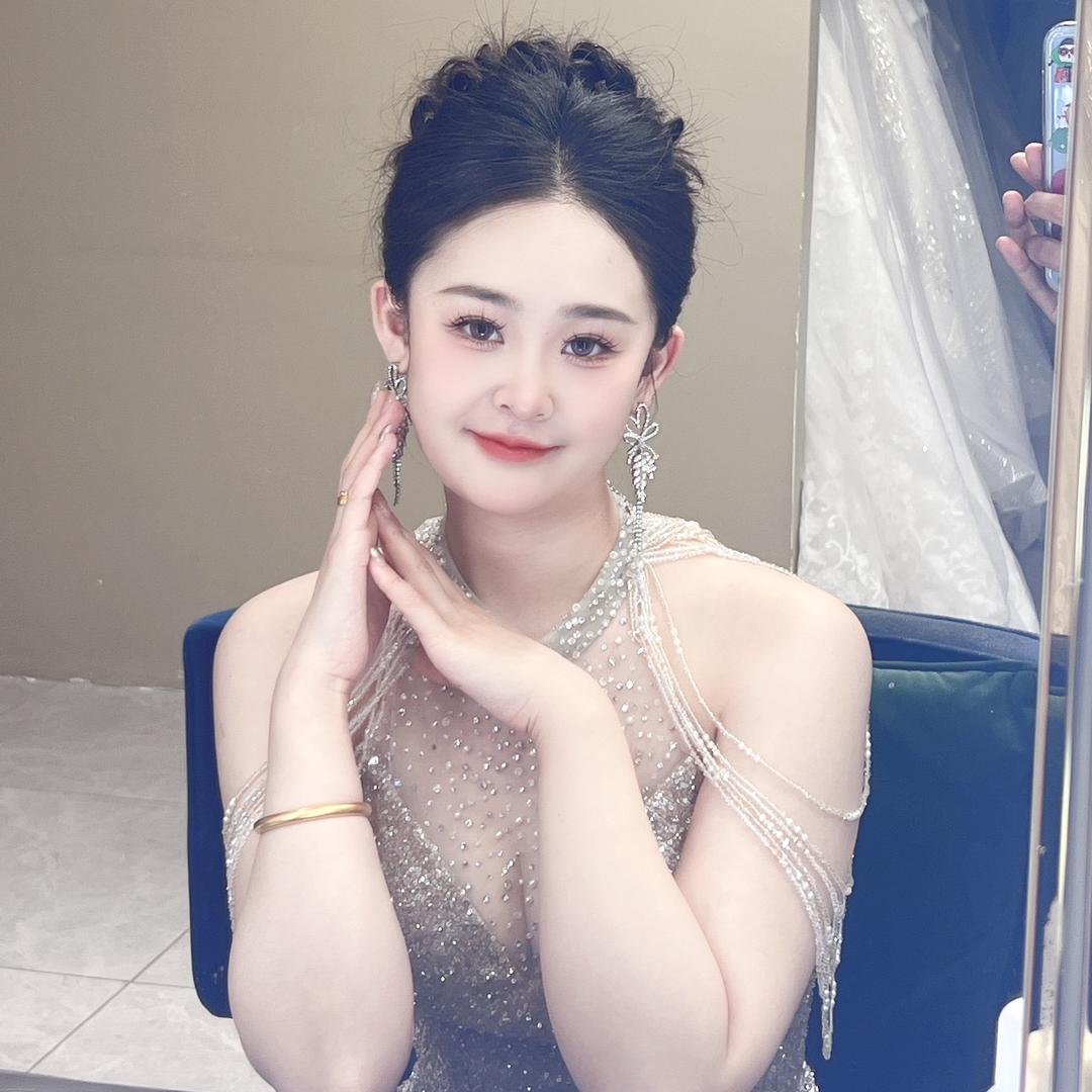 小赵同学在农村
