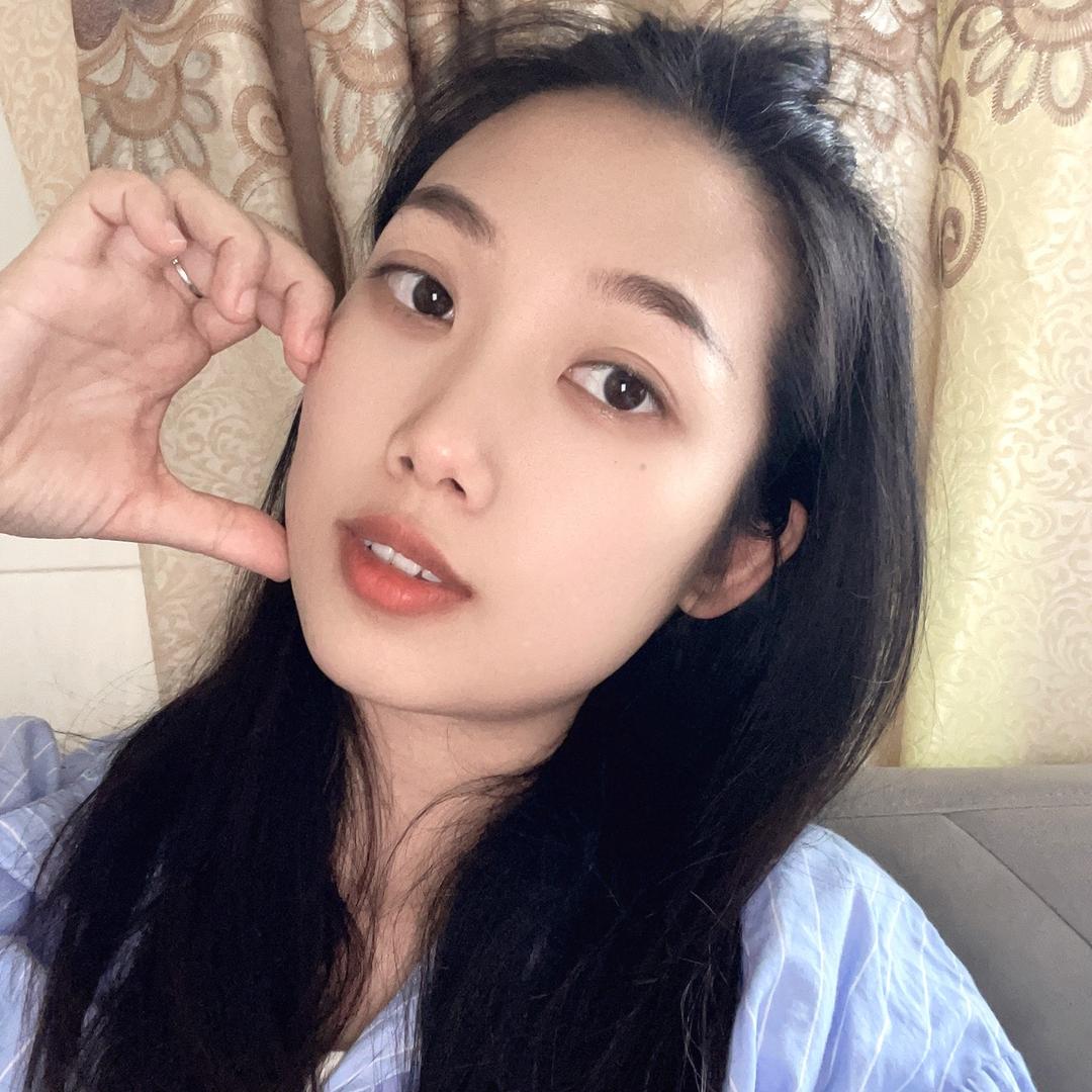 送你一朵小黄花🌼