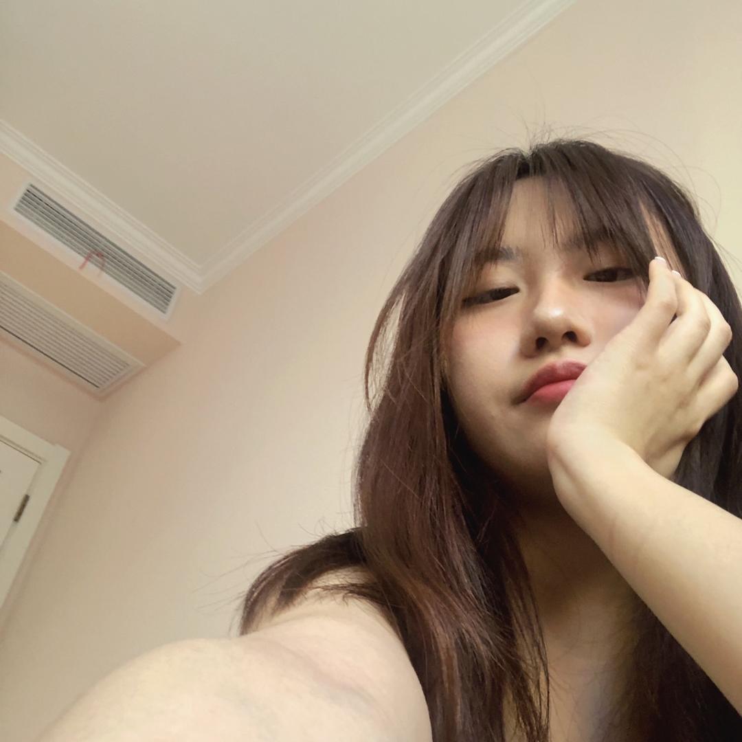 草莓诶🍓