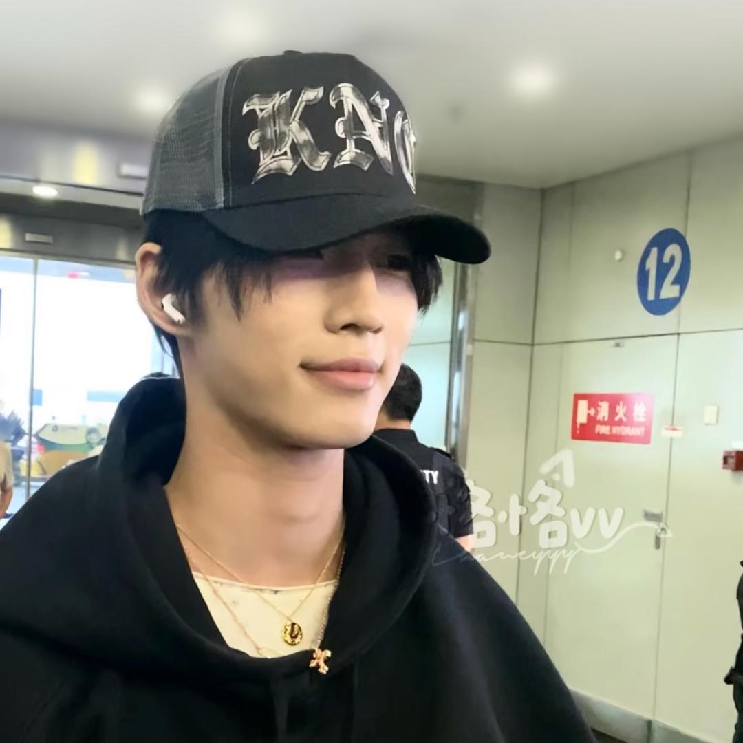 爱吃火锅的英雄