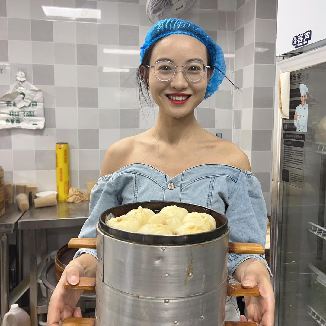 96年包子铺老板娘