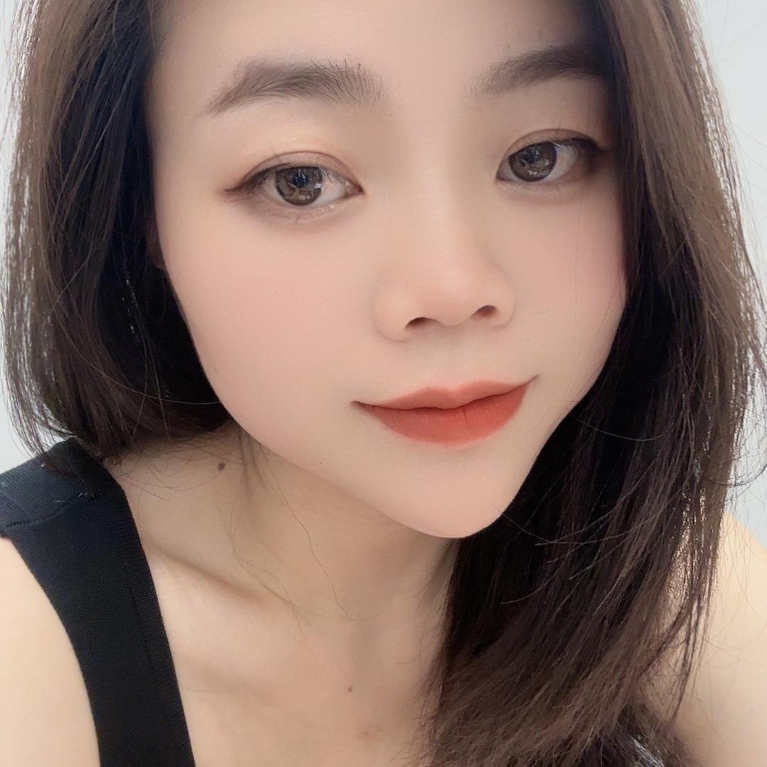 龙里太昔妮女装 刘海群