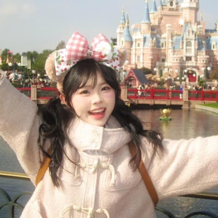 美女不6泪..