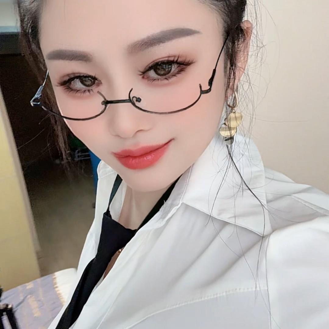@爱菲
