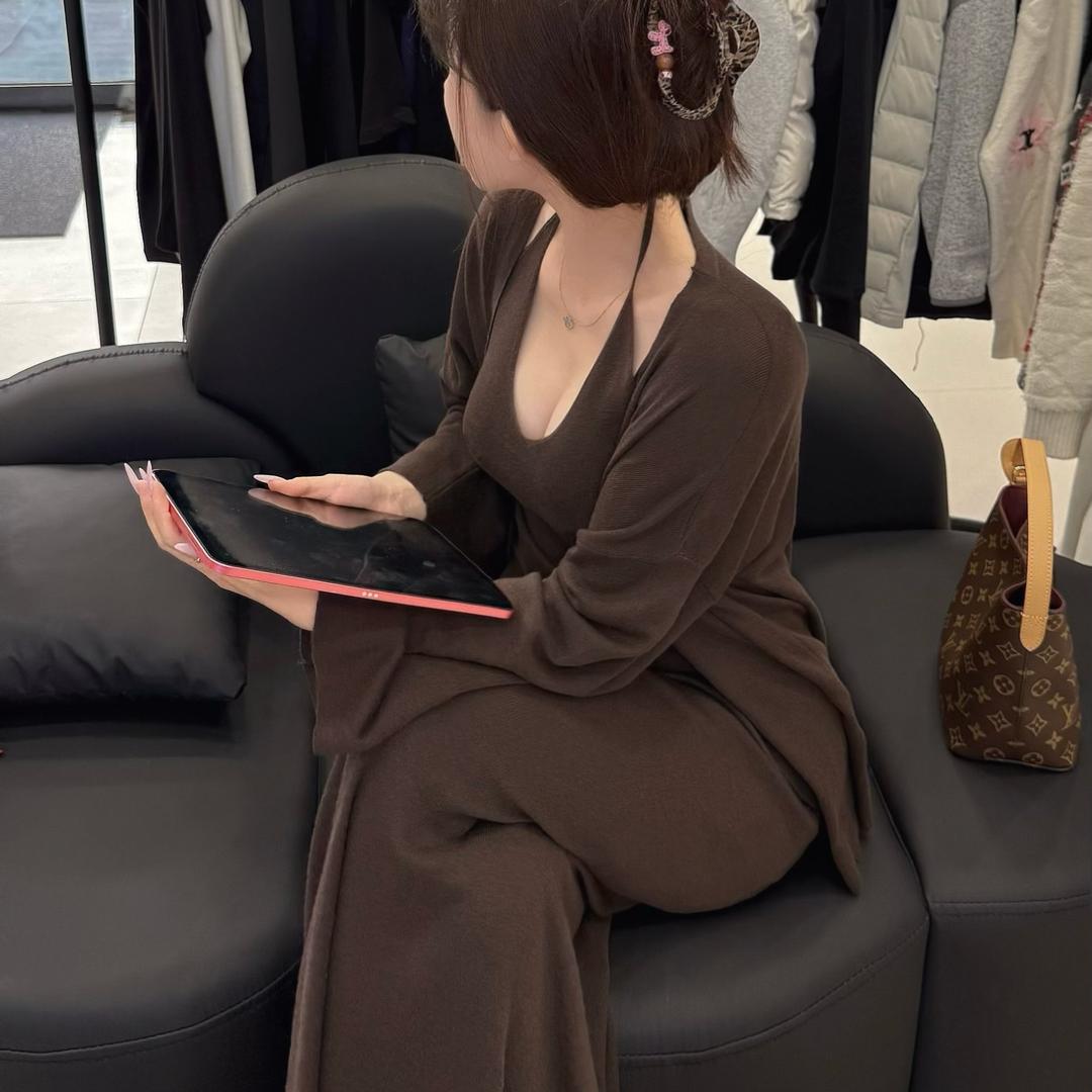 HELLo女装