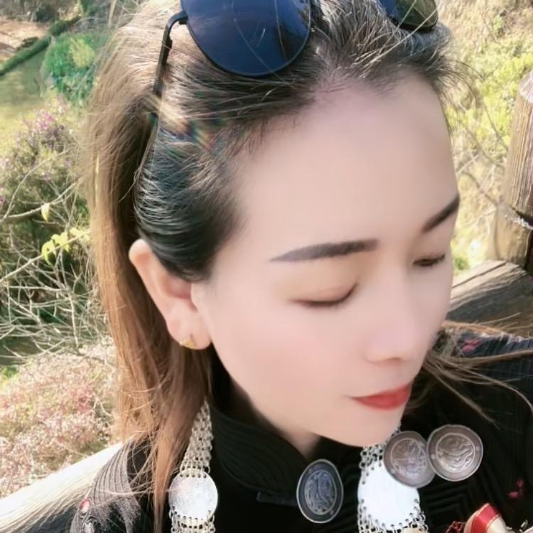 民族服装定做