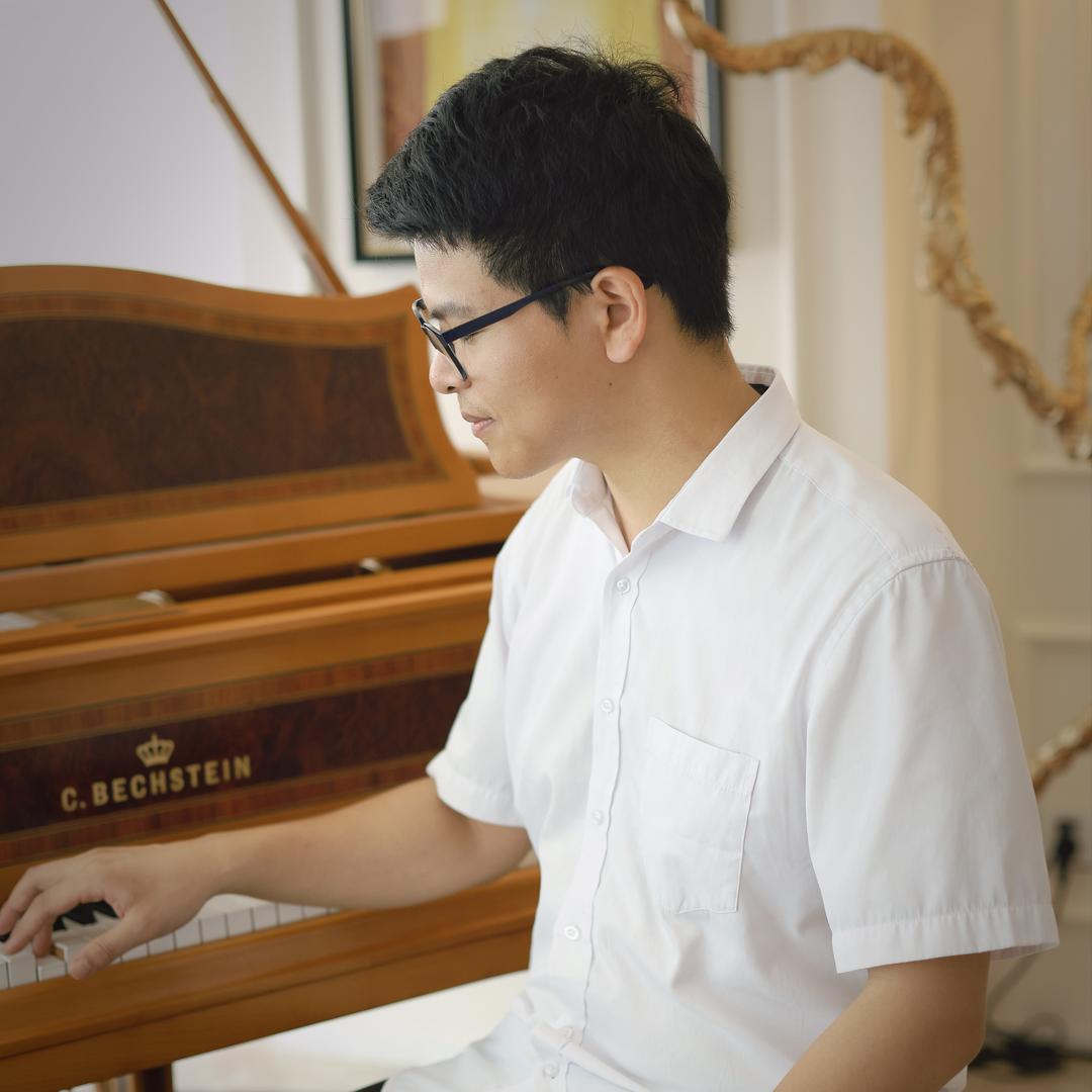 长沙柏乐钢琴小亮哥