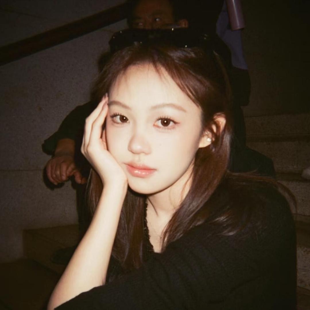 大   晗