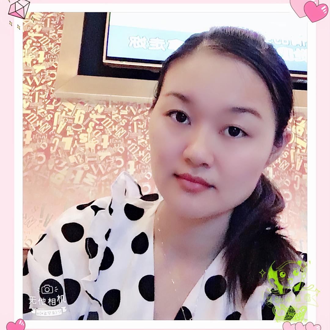 露露（三娃宝妈）