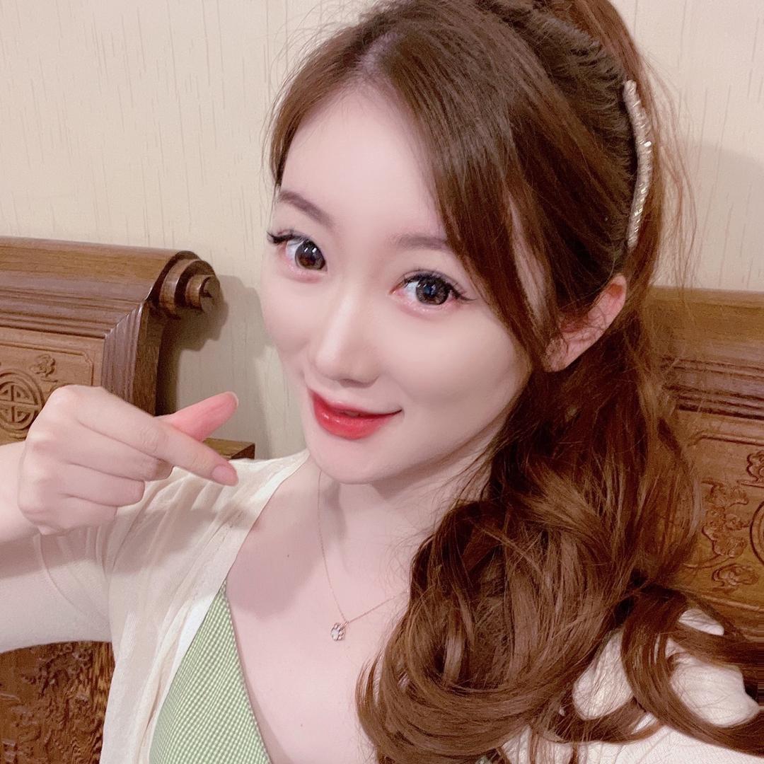 ♚ 🌺 猫奴🌺 ♚