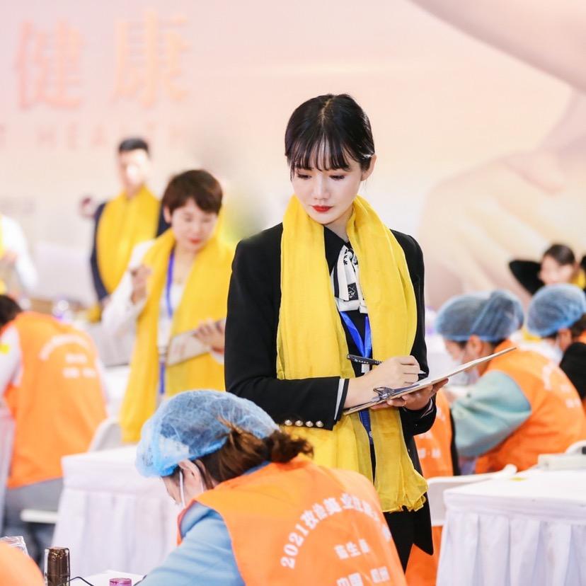 上海眉型设计 吉蒂