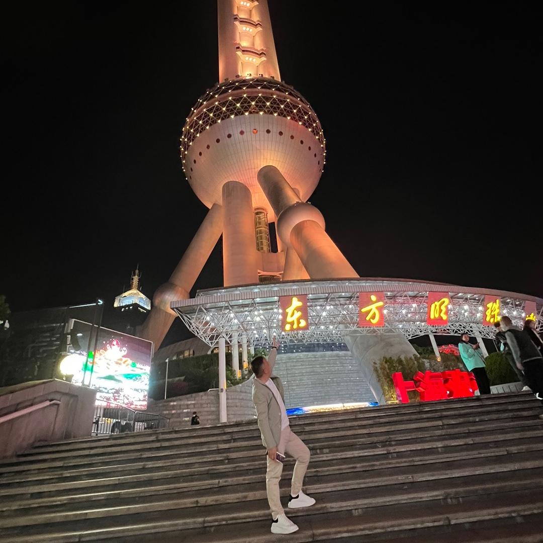上海 中睿名车