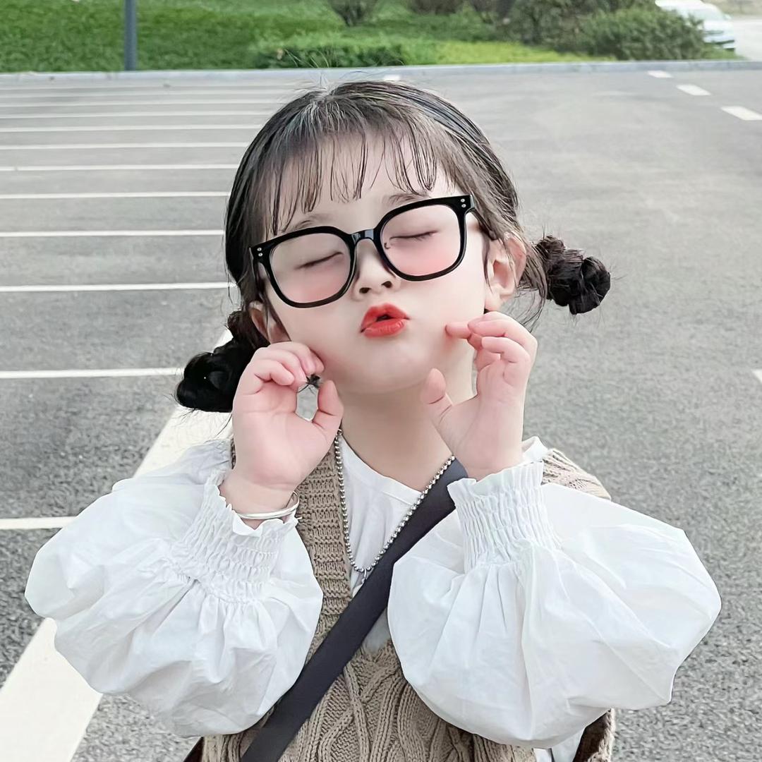 爱丫丫童装馆