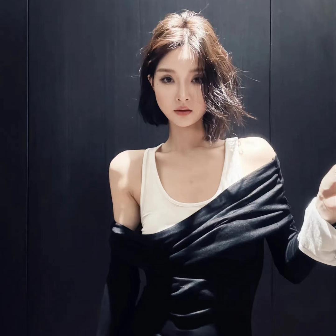 yoyo直播穿搭