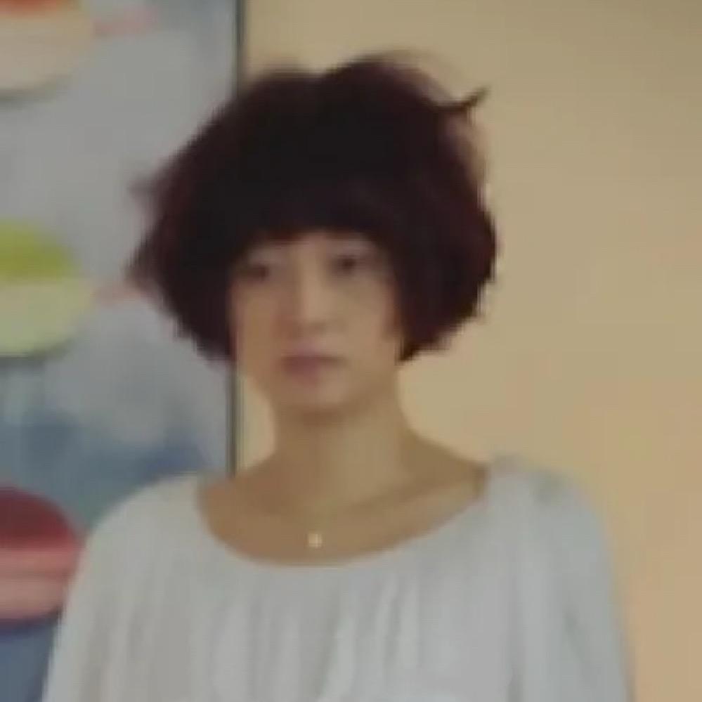 三三.