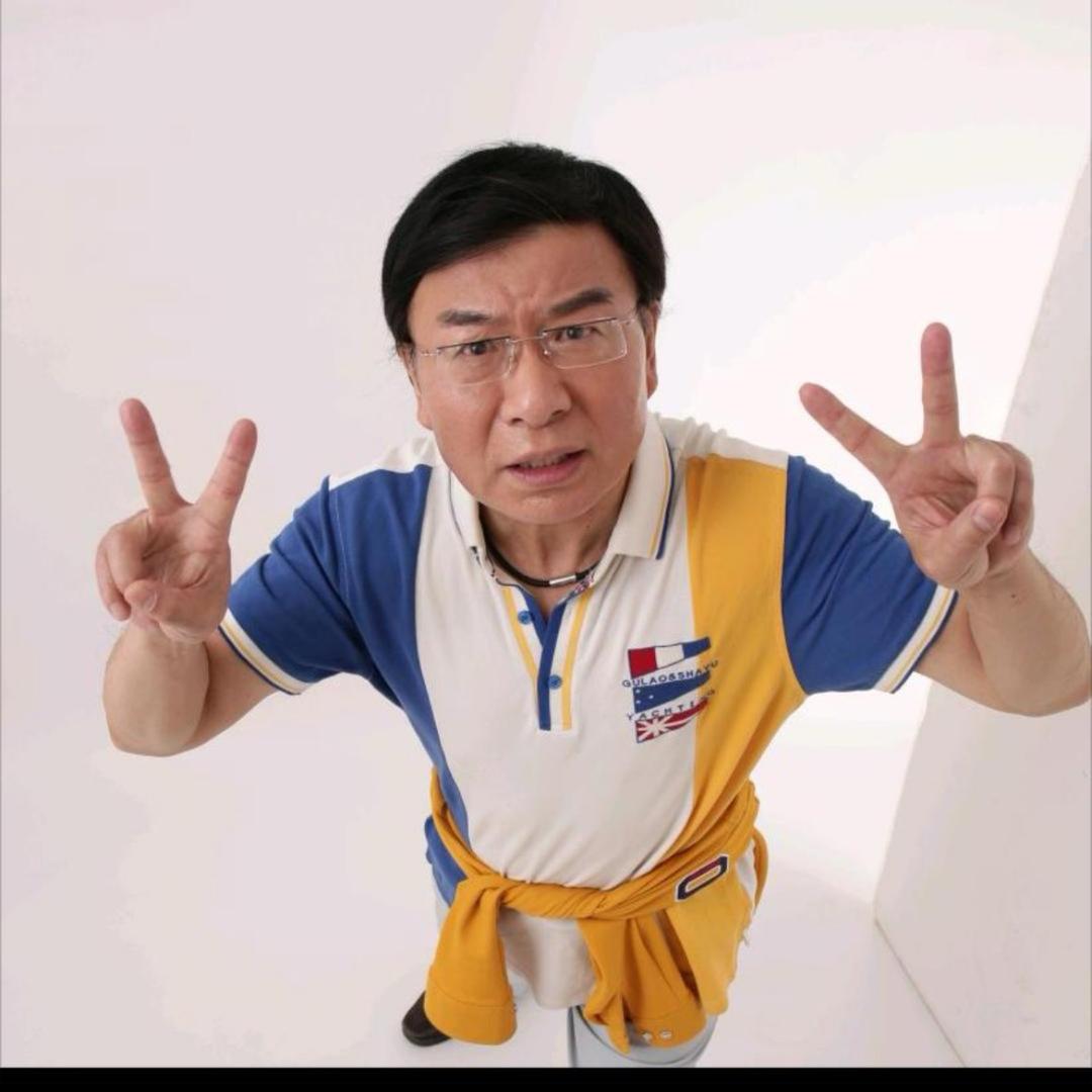 大嘴侃球