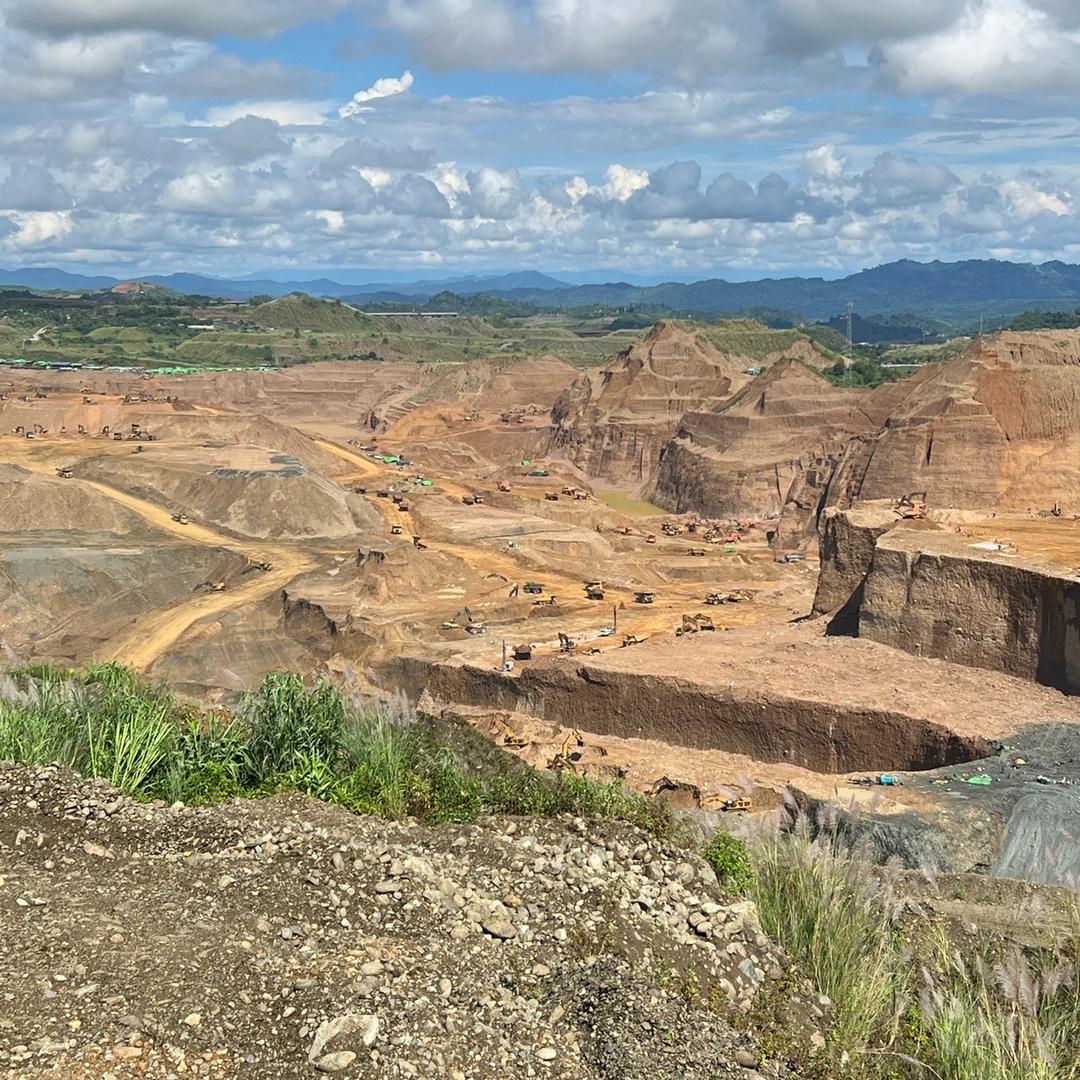 帕敢翡翠矿区西瓜