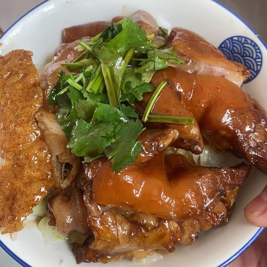 彬仔猪脚饭1