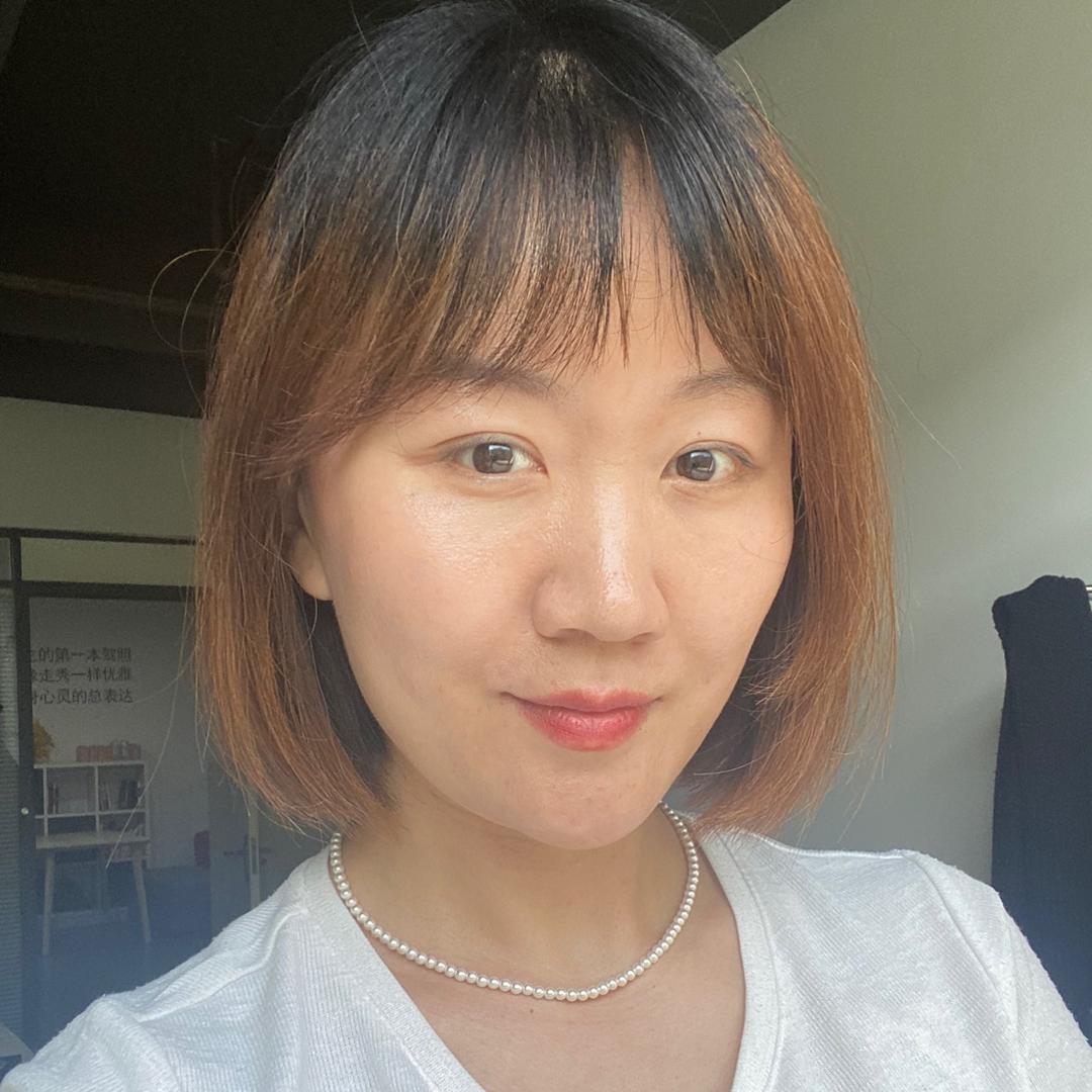 黑蜻蜓模特助教—子凌