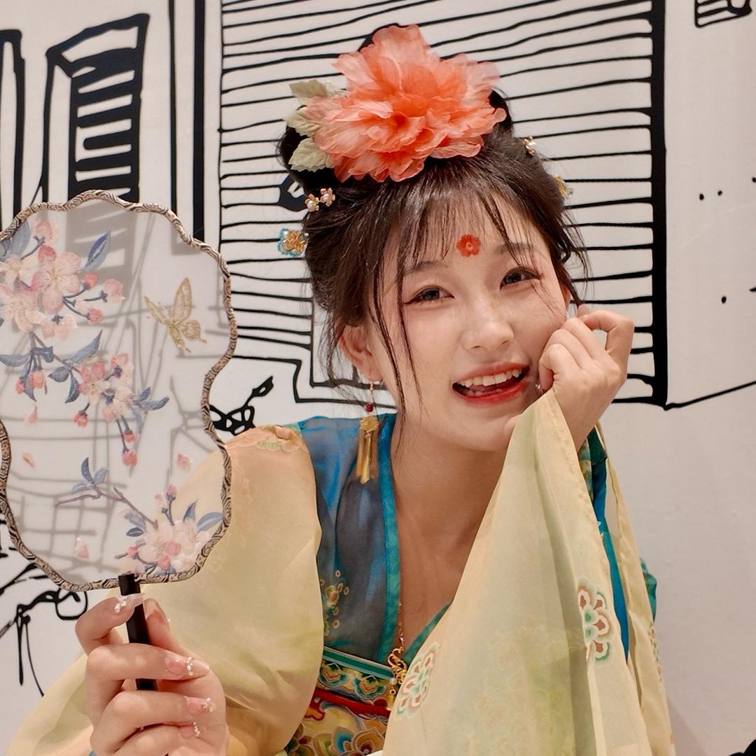 钮扣在迪拜