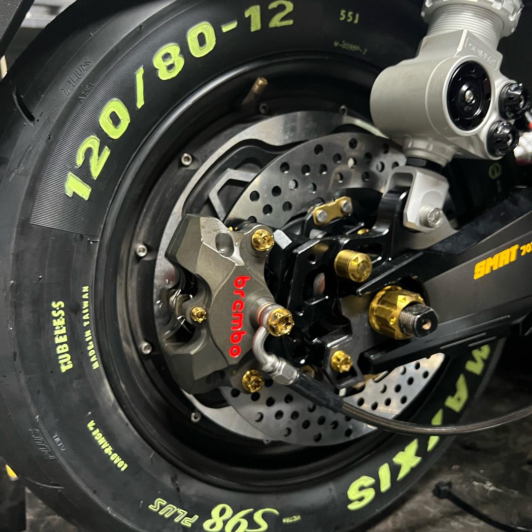 晨鑫电车