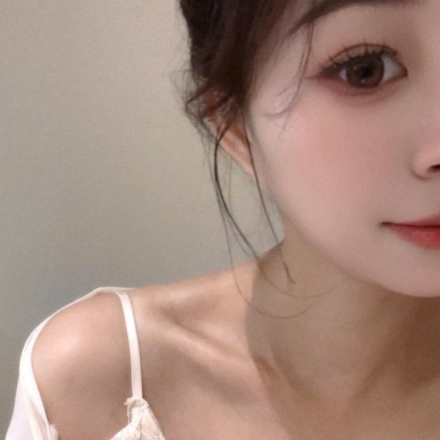 图文小姐姐~英子