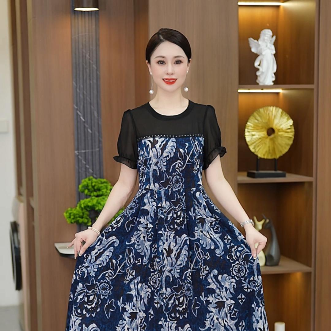 禾蔓女装工厂店
