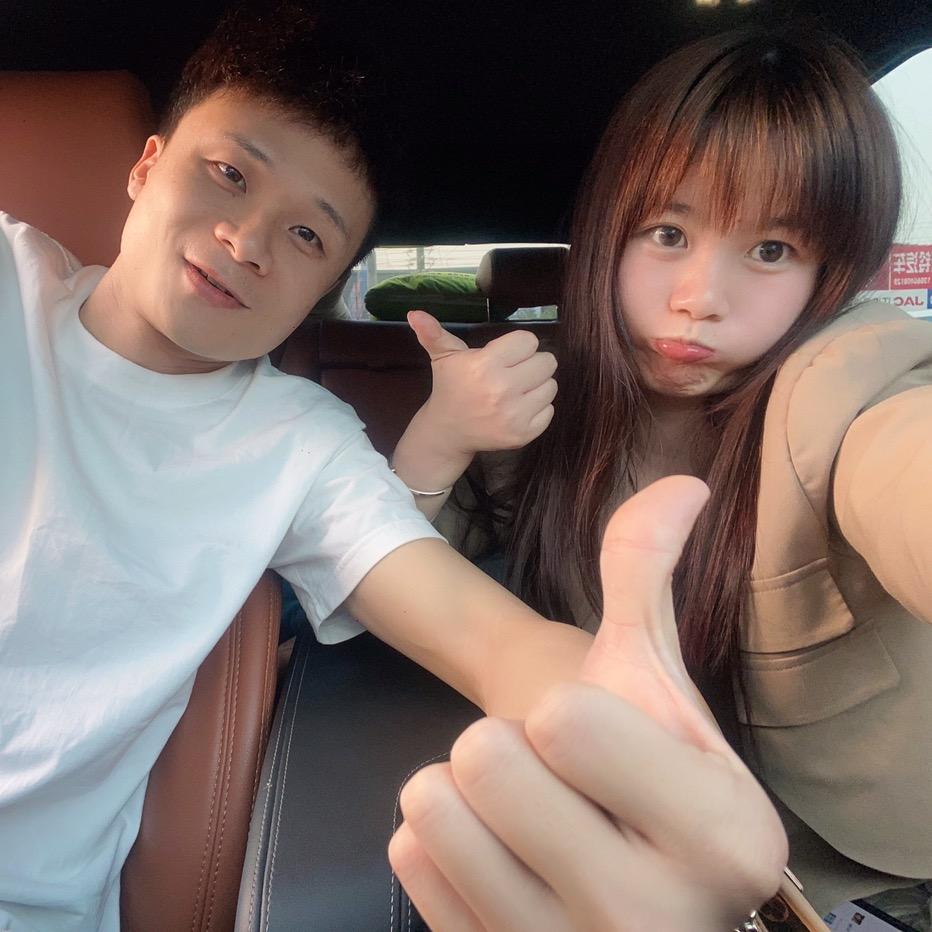 老猫爱吃小鱼儿