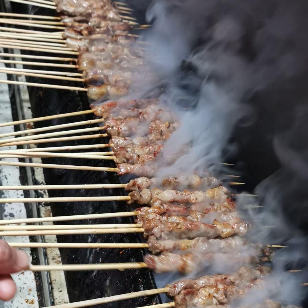 小胖地摊烧烤