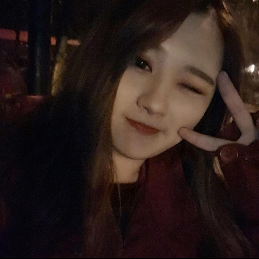 大码胖佳佳～时尚穿搭分享