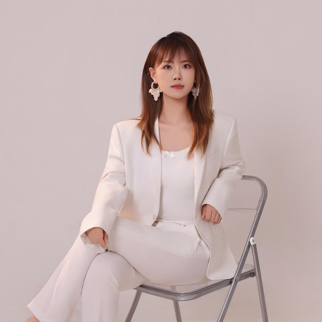 姜小喵（嗷呜～)