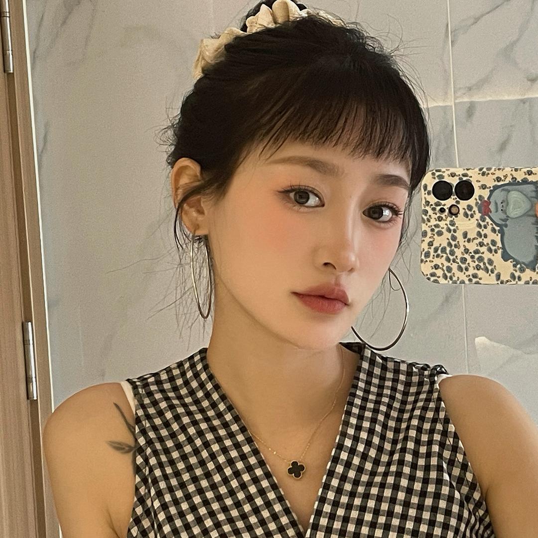 素妍轻奢美肌管理-Landy