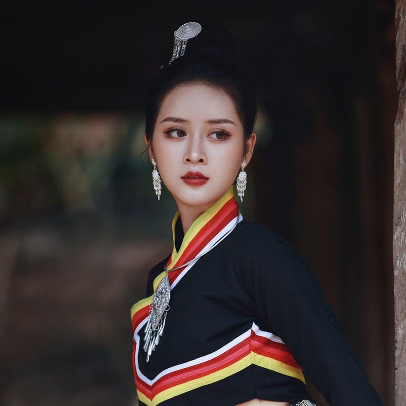 依光扁（子依）（11.30傣族婚礼）@抖音