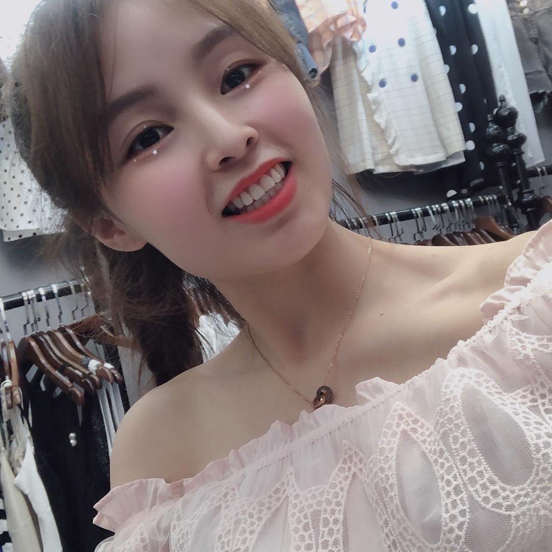 小艳时尚女装