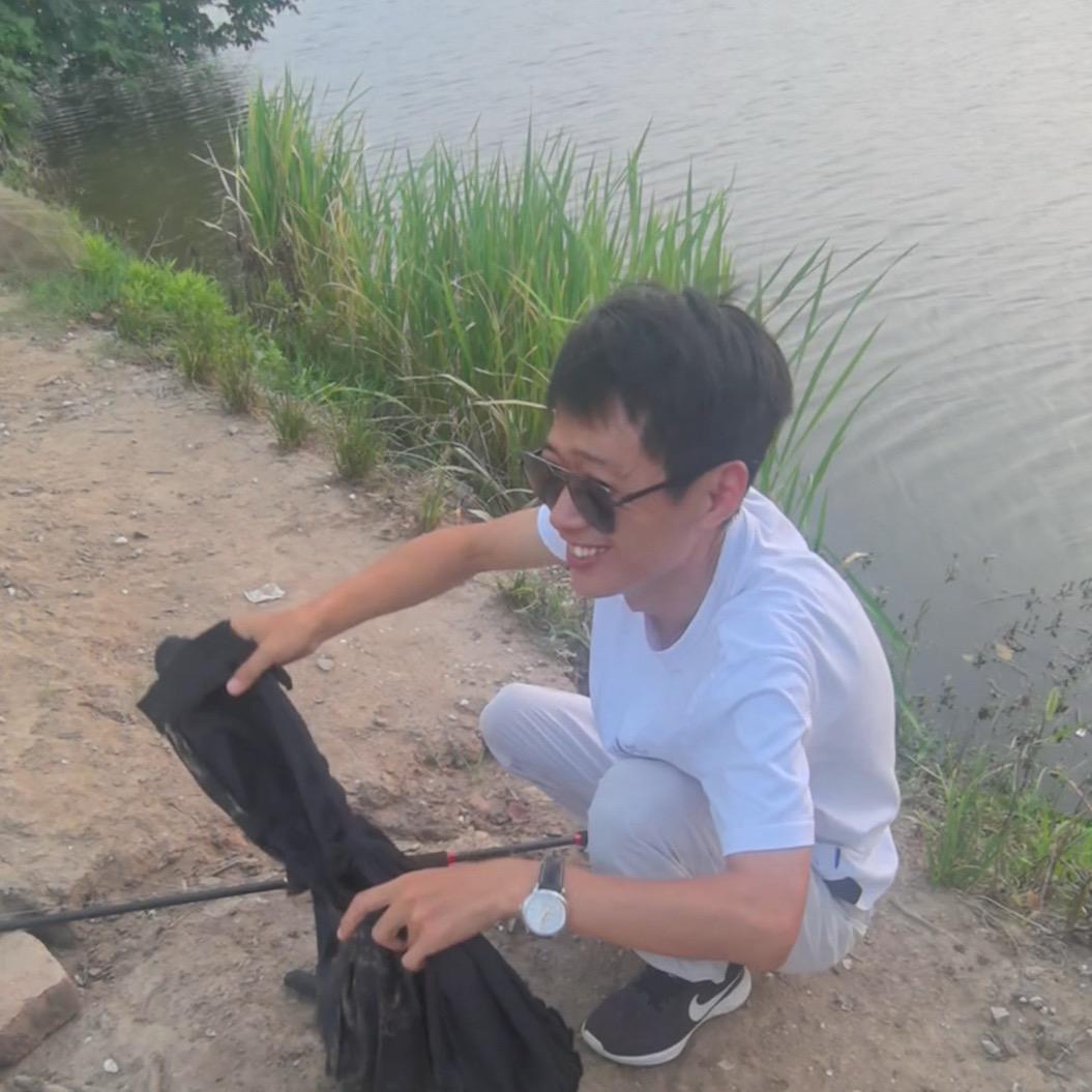 ···飞