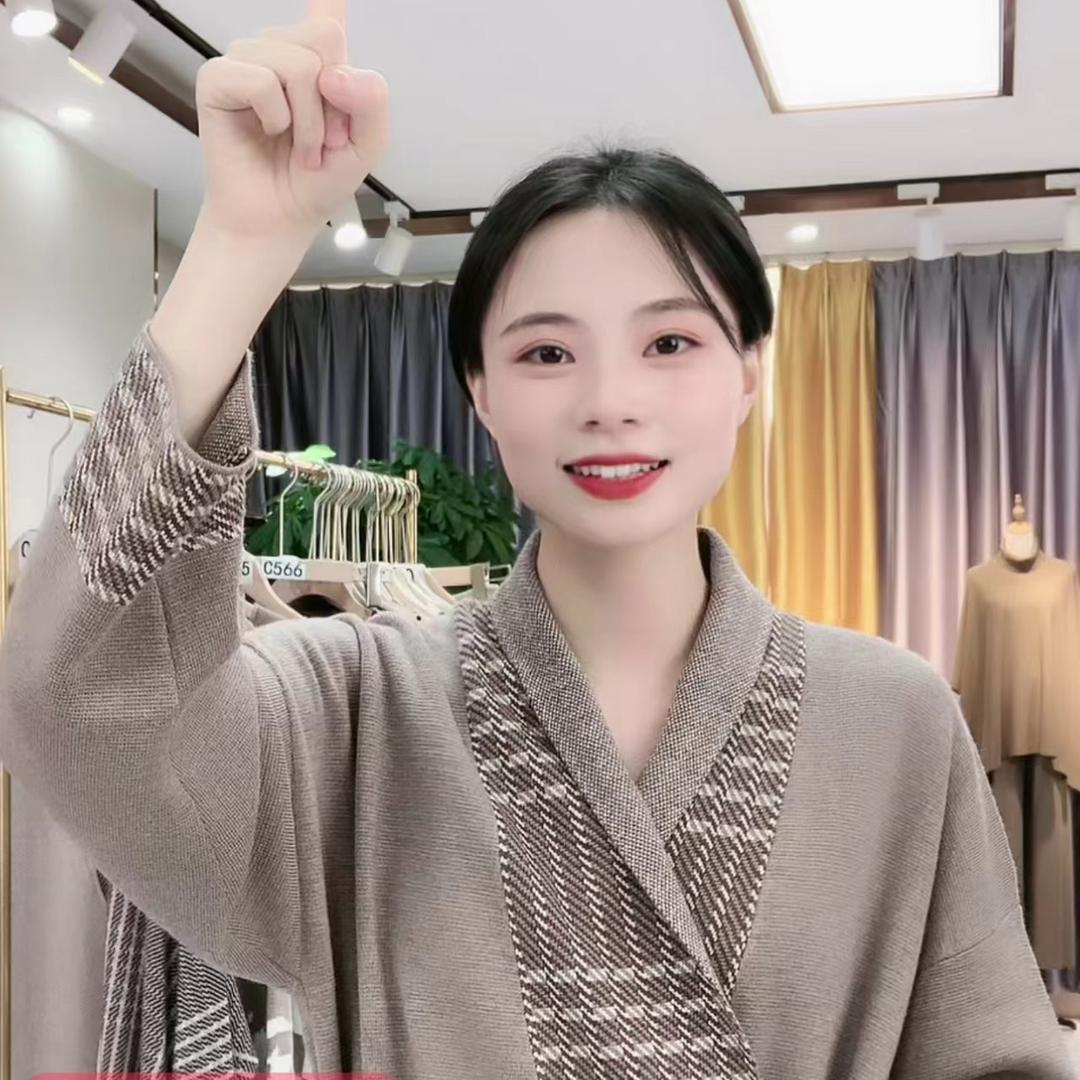 颖嘉服饰大码女装