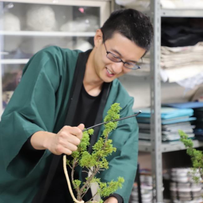 春花园BONSAI美术馆 馆长神康文