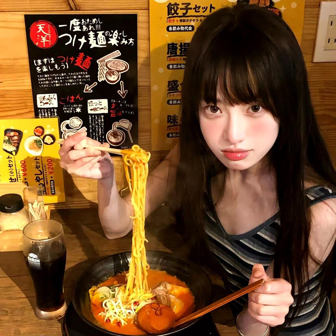泡泡醒了