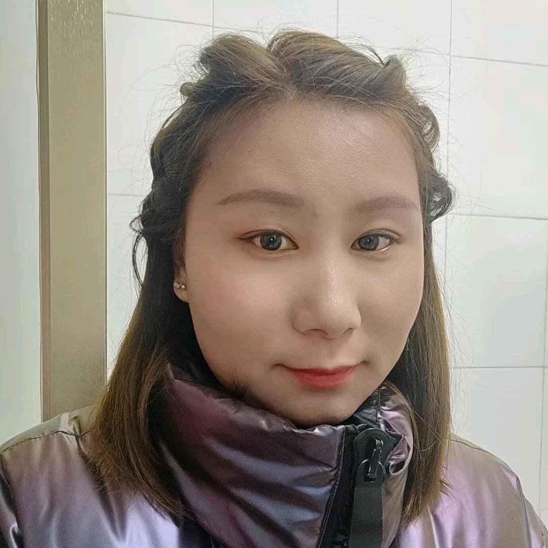 陶小桃的小助理