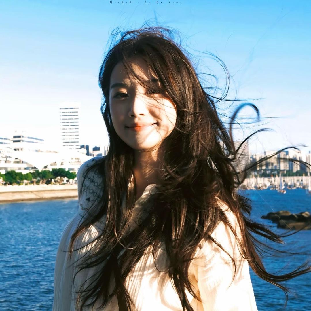 𝘿𝙚𝙚𝙥𝙡𝙤𝙫𝙚