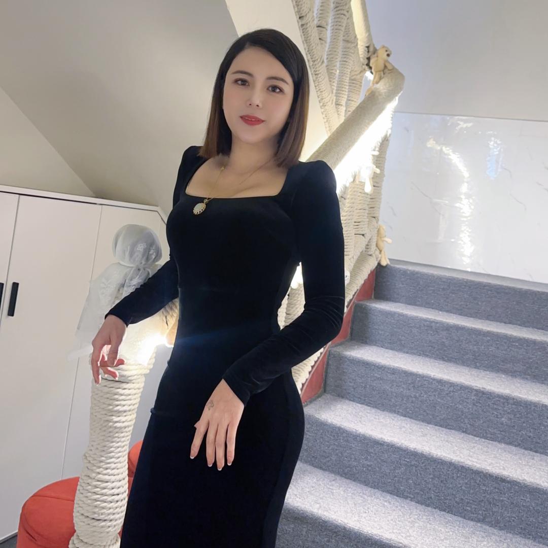 在东兴做身材管理的凤姐
