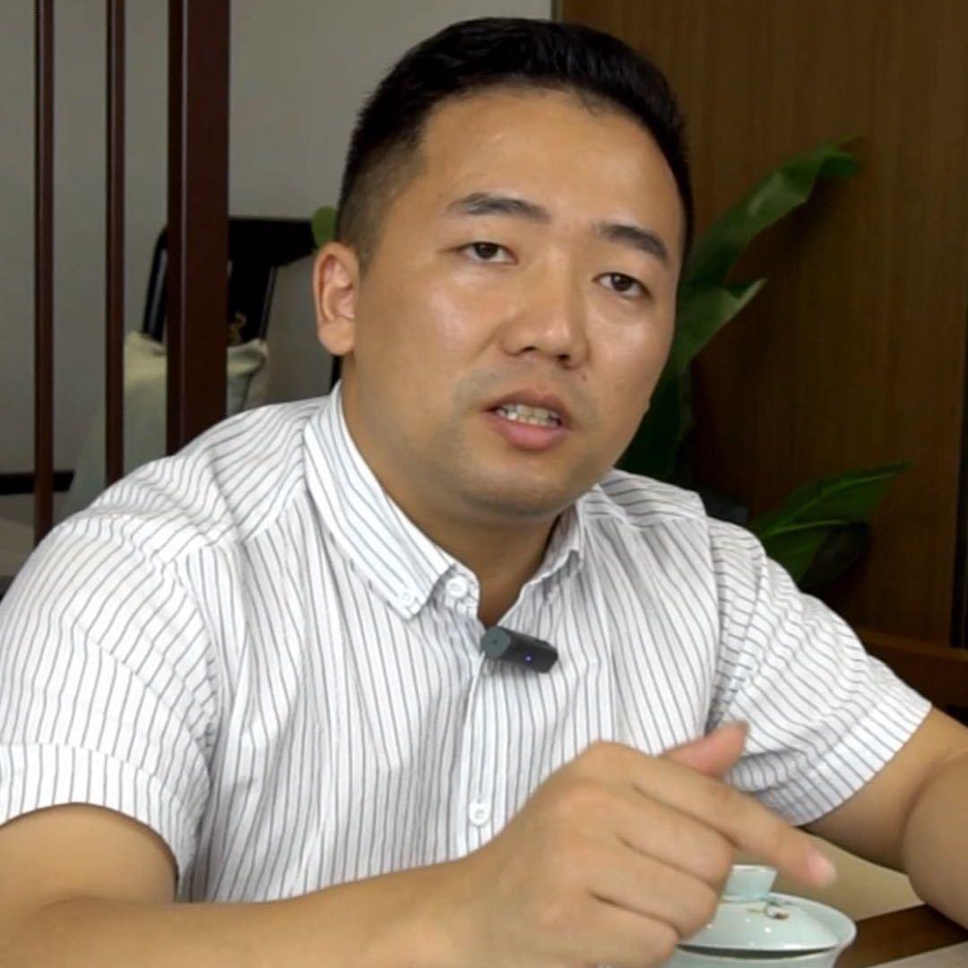 老俞的棋牌生意经