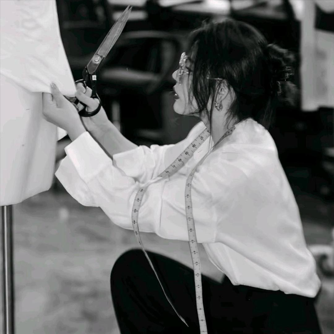 LYNEE七月-(爆款返场)