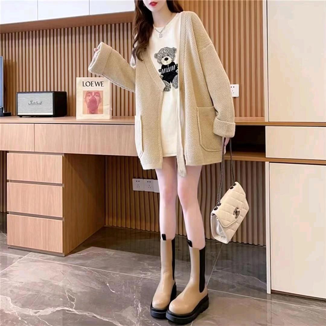 粉芝虹精品女装