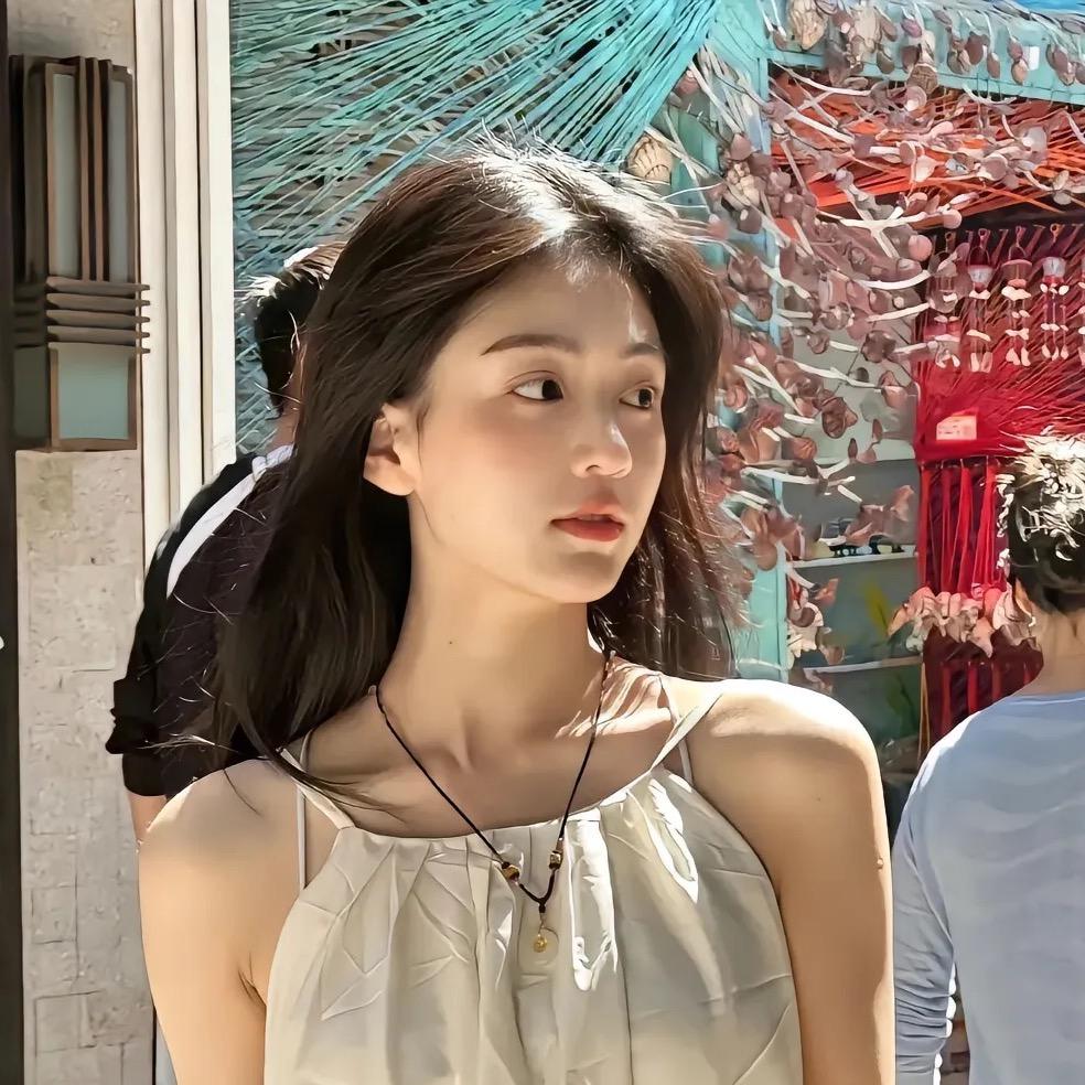 振迅初百货芊芊