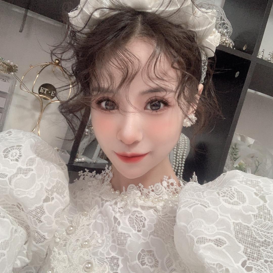 菁菁-