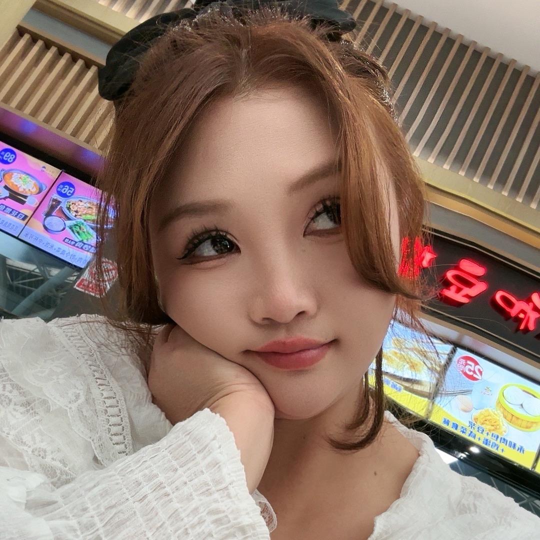 布娜娜很疯癫