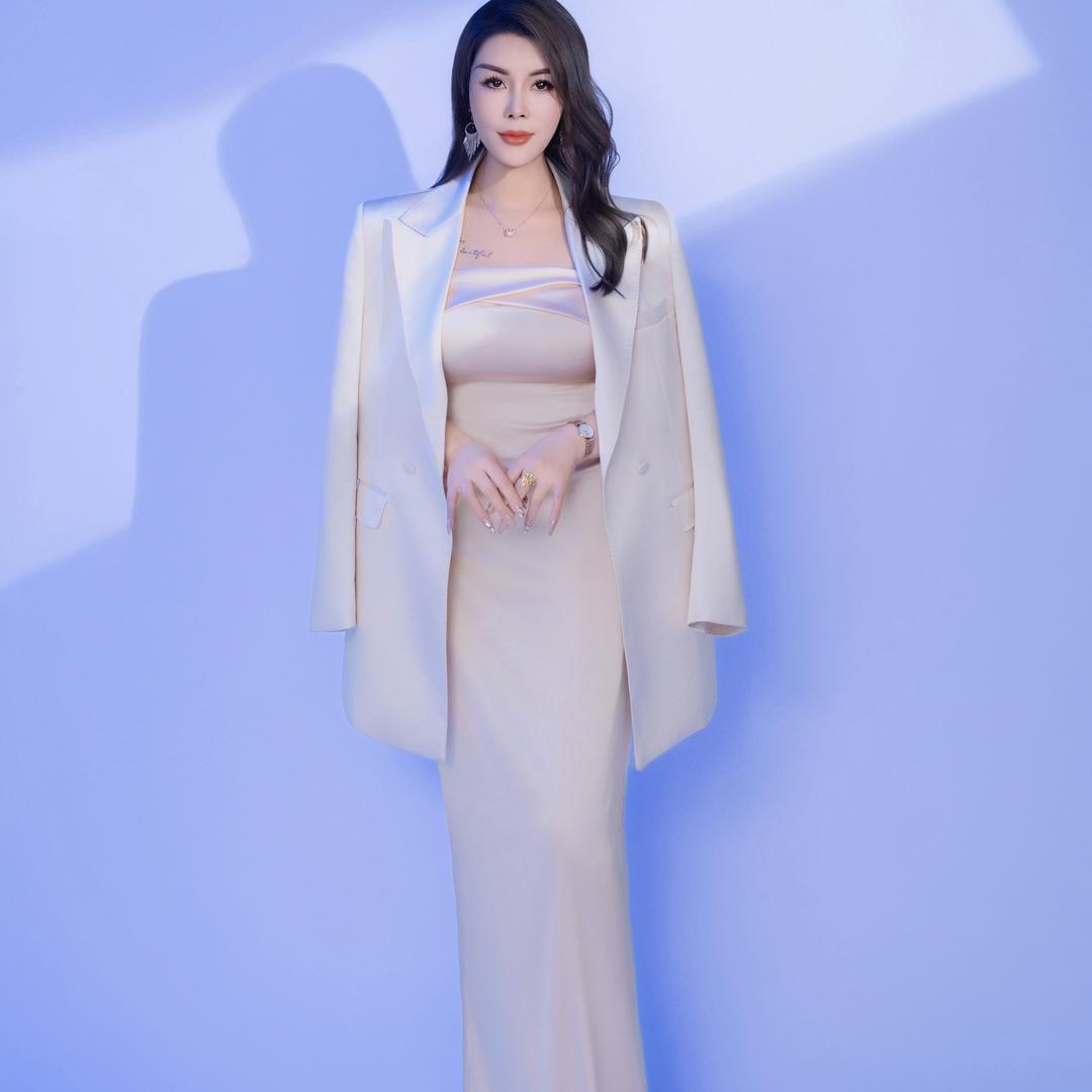英子（丽妍坊）