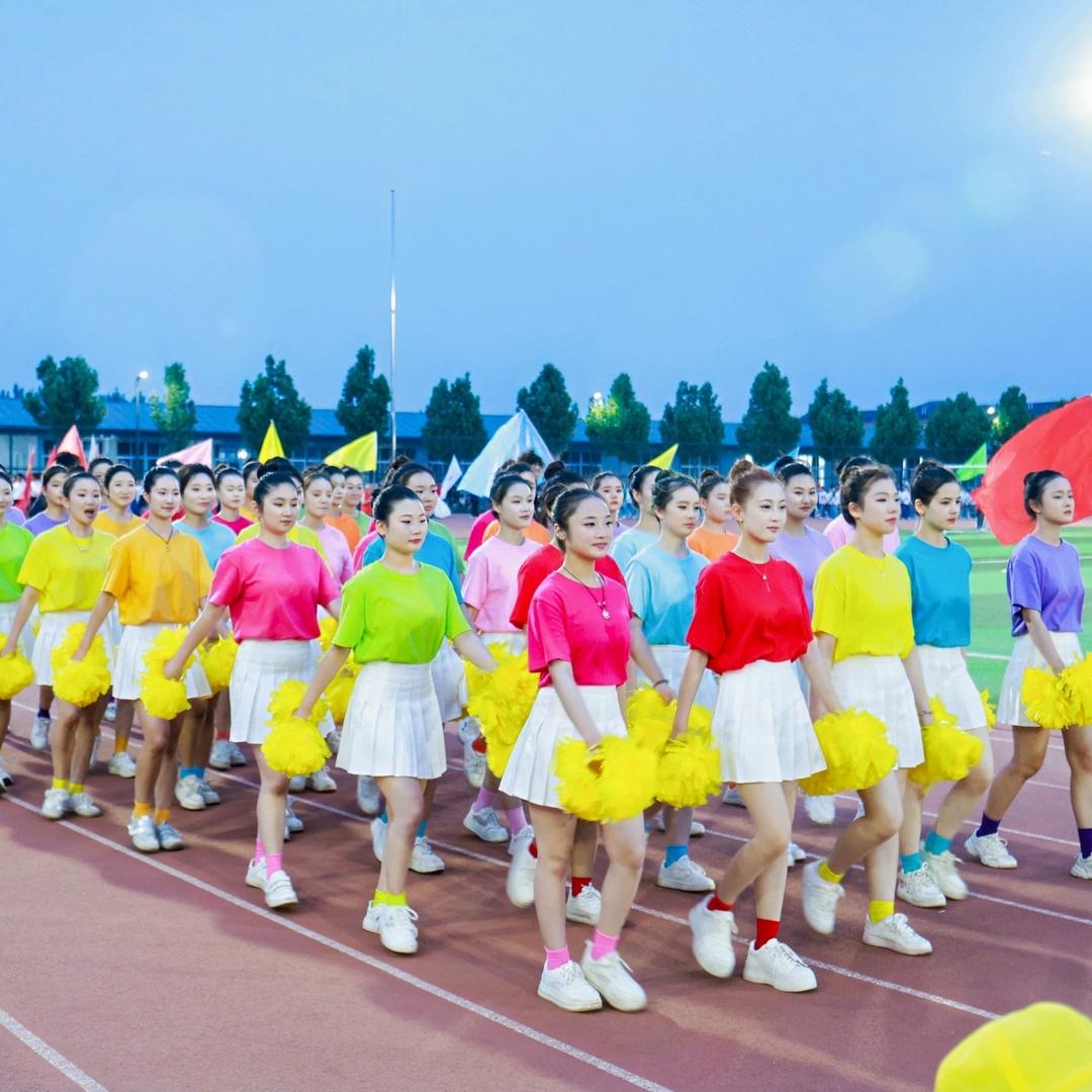 院长的青春记录本